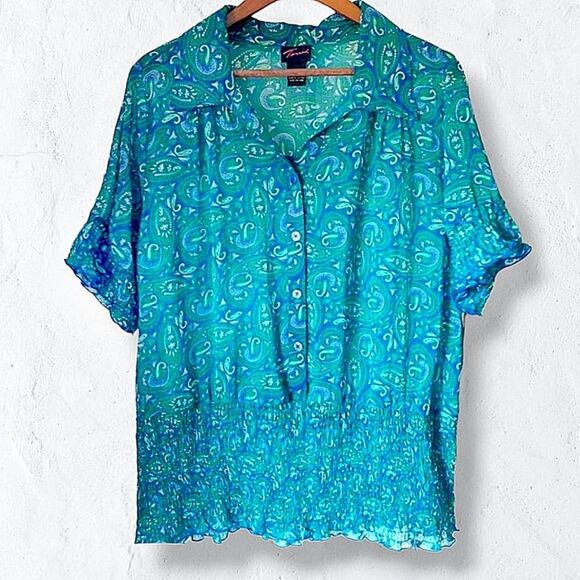 Plus Size+ Torrid Sheer Paisley Blouse with Collar & Shirring on bottom Sz 1X - Picture 1 of 8